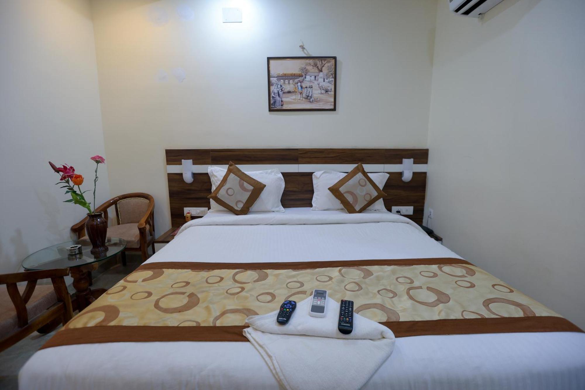 Hotel Sj Pride Bhubaneswar Exterior foto