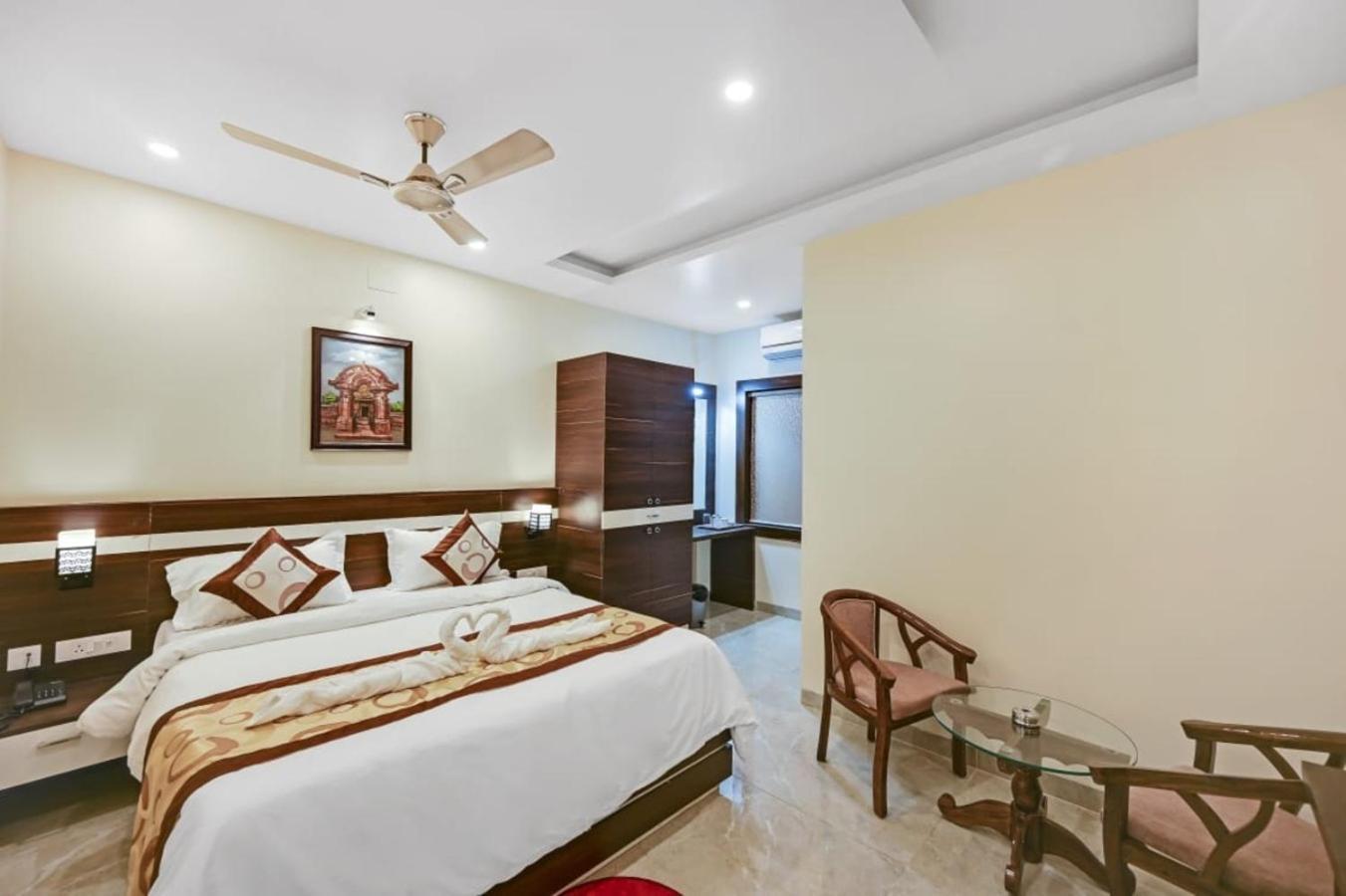 Hotel Sj Pride Bhubaneswar Exterior foto